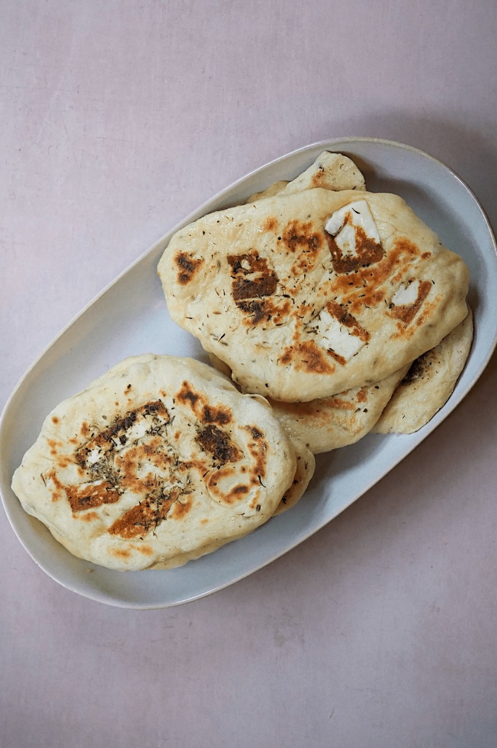 Easy Za’atar Halloumi&nbsp;Flatbreads