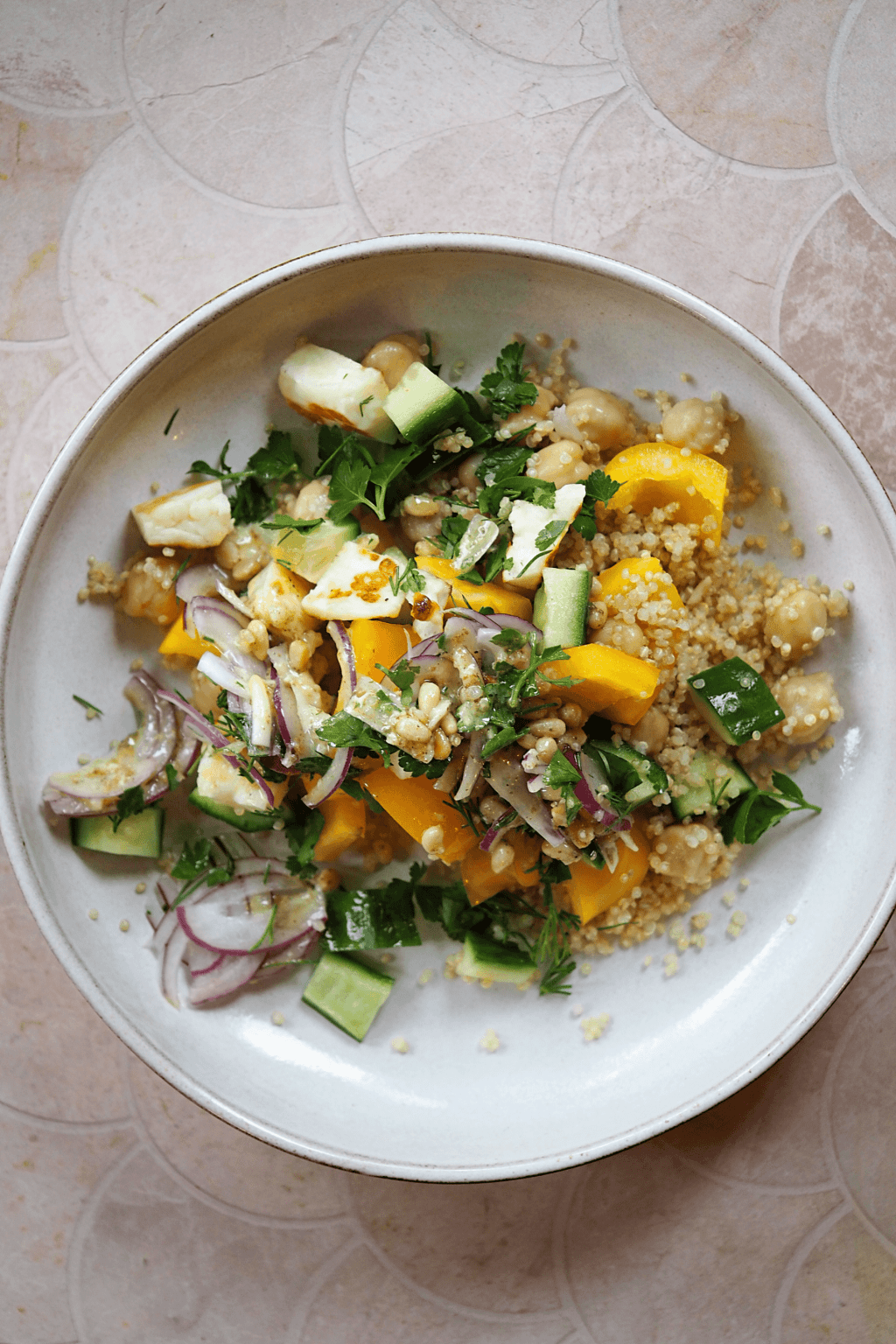 Meal Prep Salad Pots with Quinoa, Halloumi &&nbsp;Chickpeas